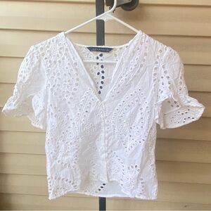 Zara White Short-Sleeve Button-Front Eyelet Top XS